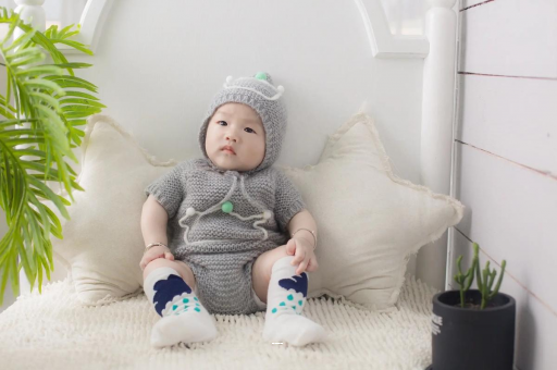 眉山宝宝揉眼睛是怎么回事 眉山宝宝揉眼睛是怎么回事